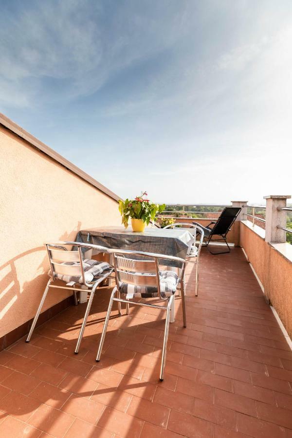 Apartments Mandic Pula Exterior photo